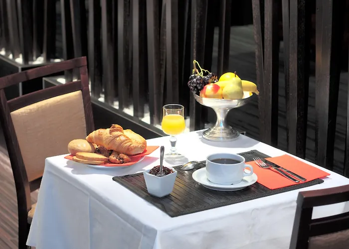 Отель Sainte-rose 3*