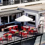 Sainte-rose Hotel