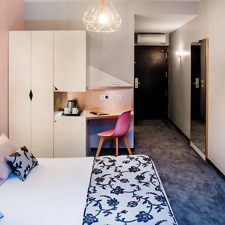 Hotel Sainte-rose 3*