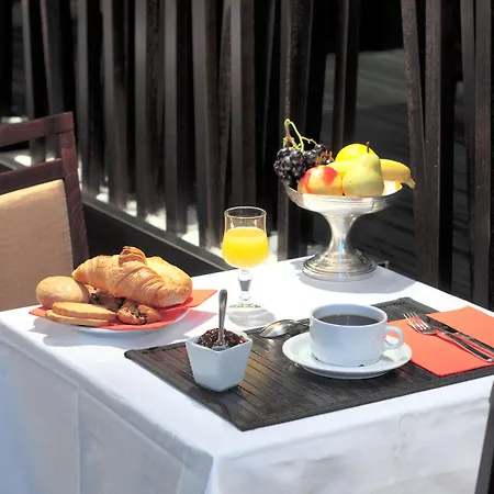 Hotel Sainte-rose 3*