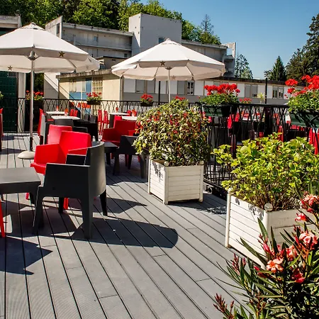 Hotel Sainte-rose 3*